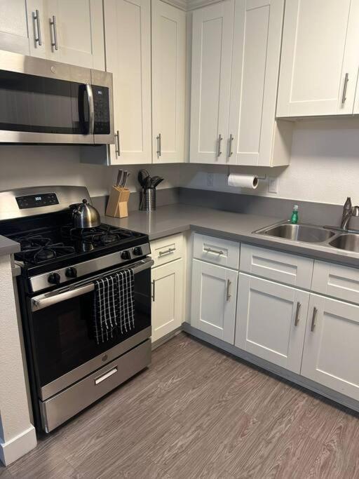 Two Bedroom Hollywood Apartment Los Angeles Extérieur photo