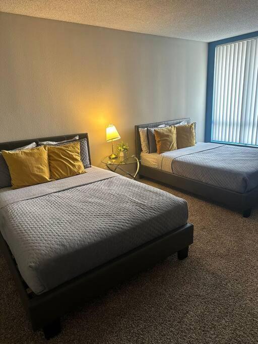 Two Bedroom Hollywood Apartment Los Angeles Extérieur photo